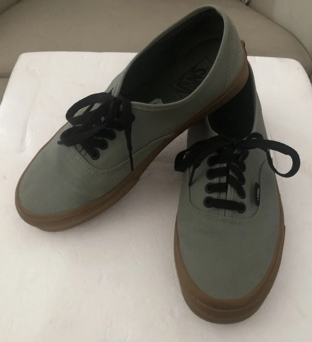 Van's Gum sole Shadow Trekking Green slip on cavas men 8 Women 9.5 Skater Gray